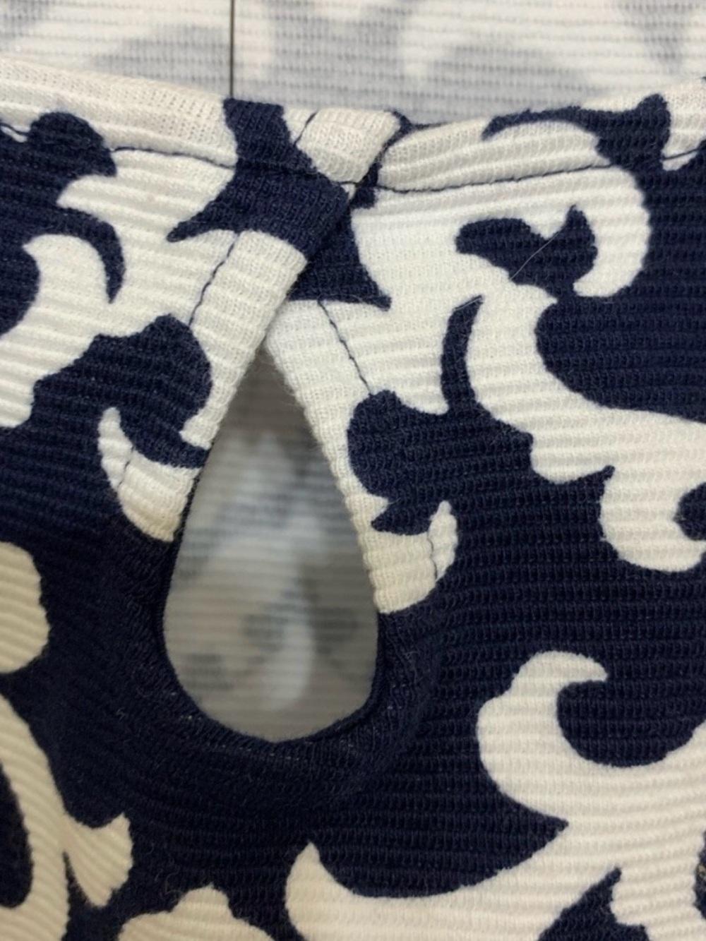 Talbots Navy and White Sleeveless Decorative-Print Tank
